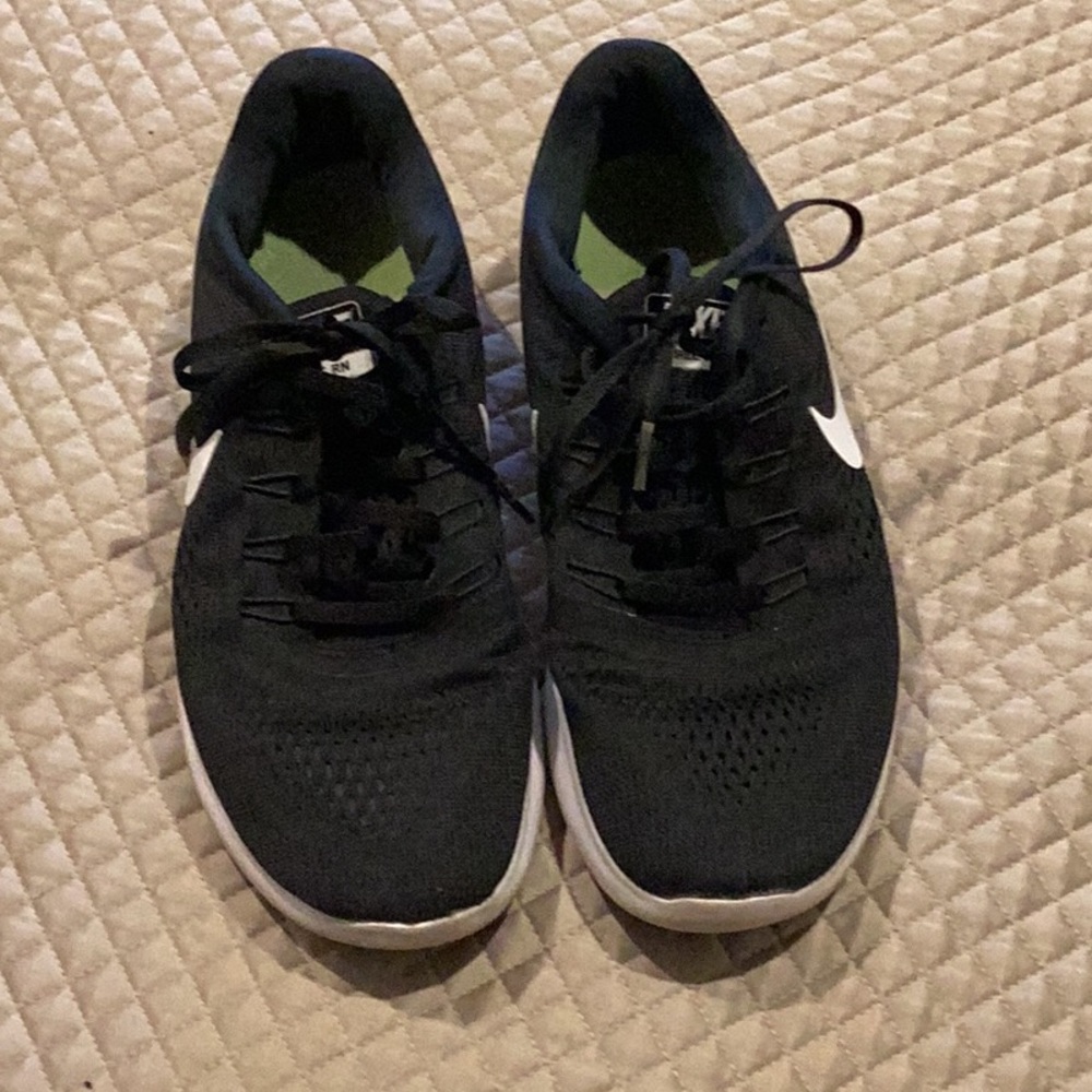Nike Black Athletic Shoes